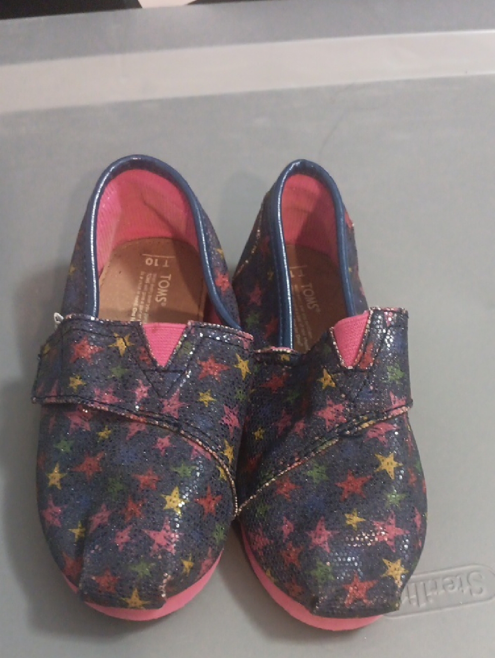Toms Kids Navy Slip-On Moccasins with Multicolor Star Print and Pink Lining